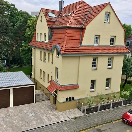 In Stadtvilla Mit Terrasse Und Garten Appartamento Norimberga