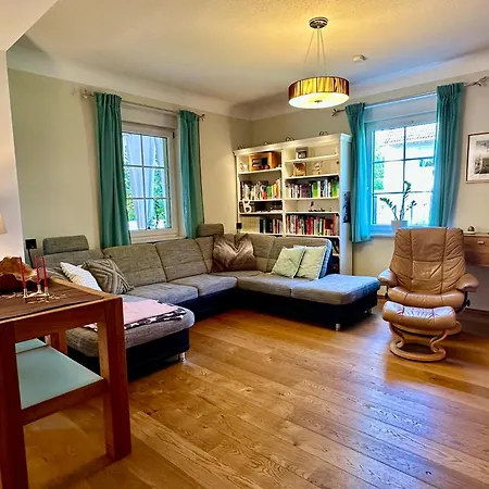 In Stadtvilla Mit Terrasse Und Garten * Norimberga