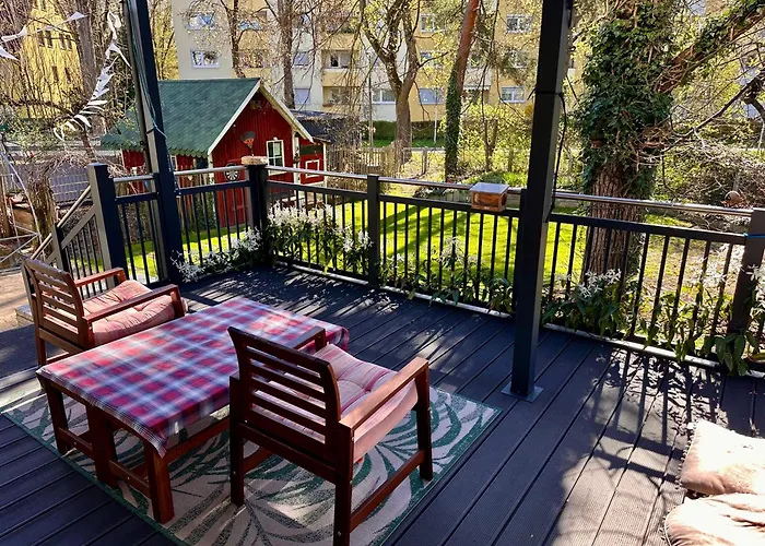In Stadtvilla Mit Terrasse Und Garten Appartement *